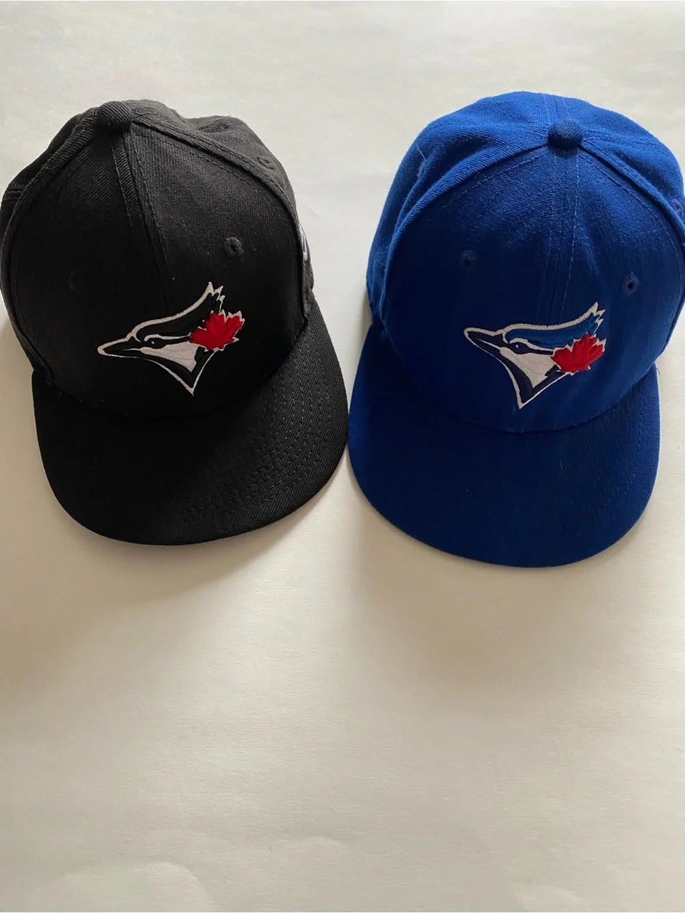 New Era 59FIFTY Black and Blue Fitted Cap (6 1/2) - Picture 1 of 13